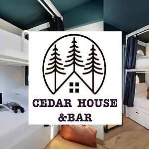 Хостел Cedar House
